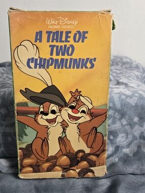 Walt Disney "A Tale of Two Chipmunks" VHS